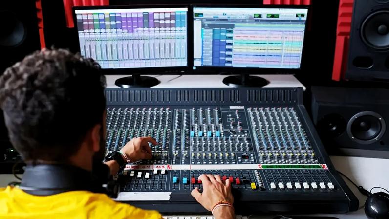 Rádios utilizam streaming ou arquivos de áudio para tocar músicas?