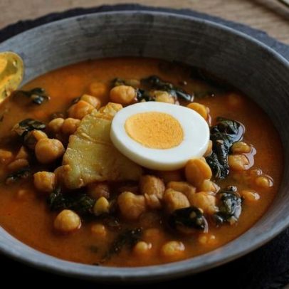 7 receitas de sopas práticas para aquecer dias frios
