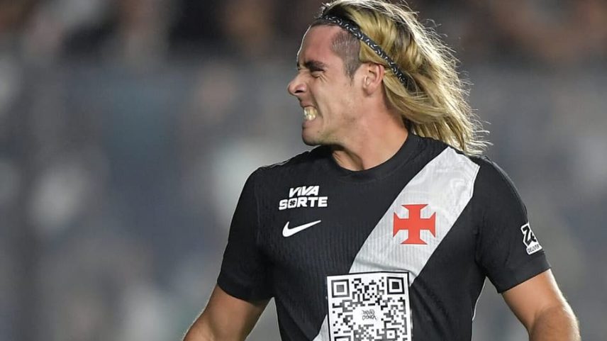 Spinelli, jogador do Vasco, durante partida contra o Paysandu pela Copa Do Brasil (Foto: Thiago Ribeiro/AGIF/Folhapress)
