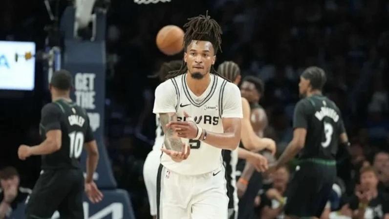 Stephon Castle faz história nos playoffs da NBA