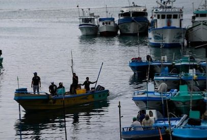 Drones que disparam e comerciante azul assustam pescadores no Equador