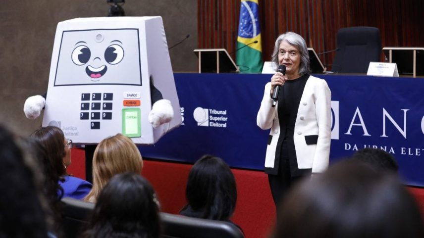 Foto: Alejandro Zambrana/Secom/TSE