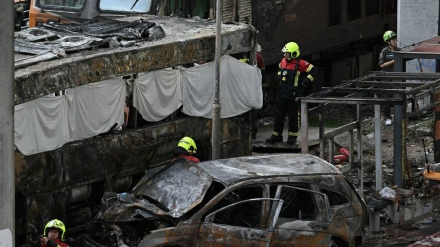Colisão entre trem e ônibus em Bangkok deixa 8 mortos