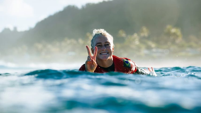 Tati Weston-Webb em ação na WSL (Foto: Brent Bielmann/World Surf League)