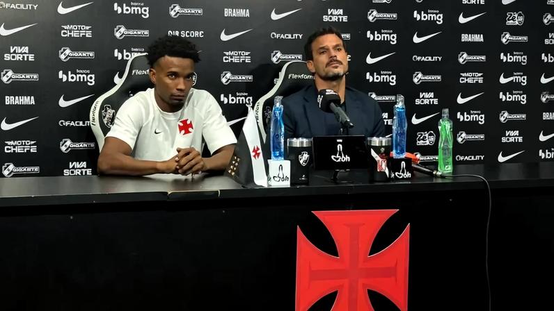 Thiago Mendes e Ademar Lopes assumem coletiva pós-jogo do Vasco (Foto: Fernanda Gondim/Lance!)