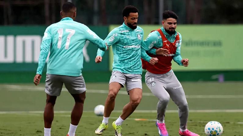 Palmeiras encerra preparação para Flamengo; Abel tem dúvida na escalação