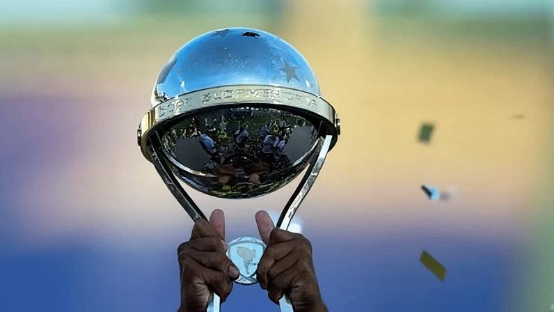 Troféu da Copa Sul-Americana