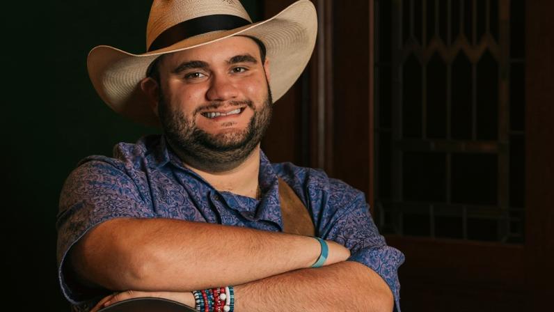 Tyler White, de Love on the Spectrum, revela como um stim inspirou seu single country