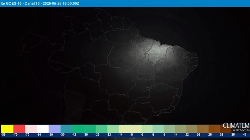 Frio diminui e condições para chuva aumentam em várias regiões do Brasil, na última semana de maio de 2026 (Imagem GOES 16, com colorização da Climatempo - 25/05/2026, 13h30 BRT)