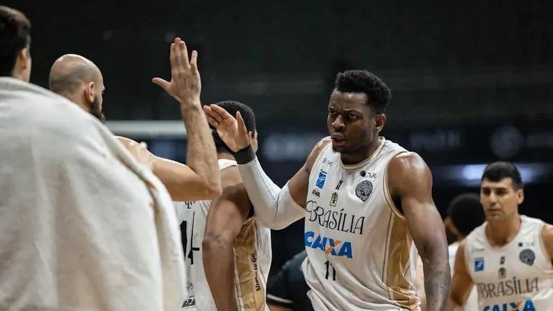 Brasília vence Flamengo e volta às semifinais do NBB após 10 anos