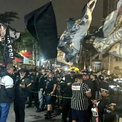 Protestos e aparato policial marcam reunião sobre expulsão de Andrés Sánchez