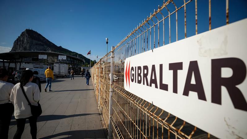 Actual acceso a Gibraltar desde La Línea de la Concepción.
