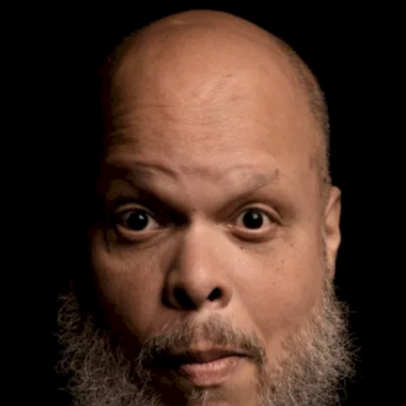 Ed Motta envolve-se em confusão em restaurante, segundo relatos