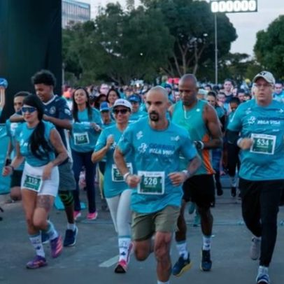 Corrida na Esplanada reúne milhares e destaca importância da atividade física
