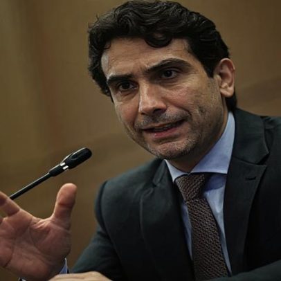BC multa Campos Neto por preenchimento inadequado de dados, diz Galípolo