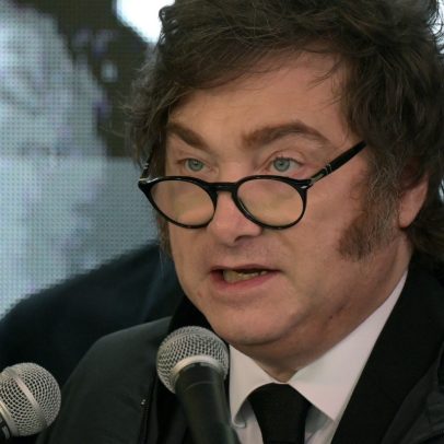 Milei enfrenta impopularidade recorde e desafios econômicos na Argentina