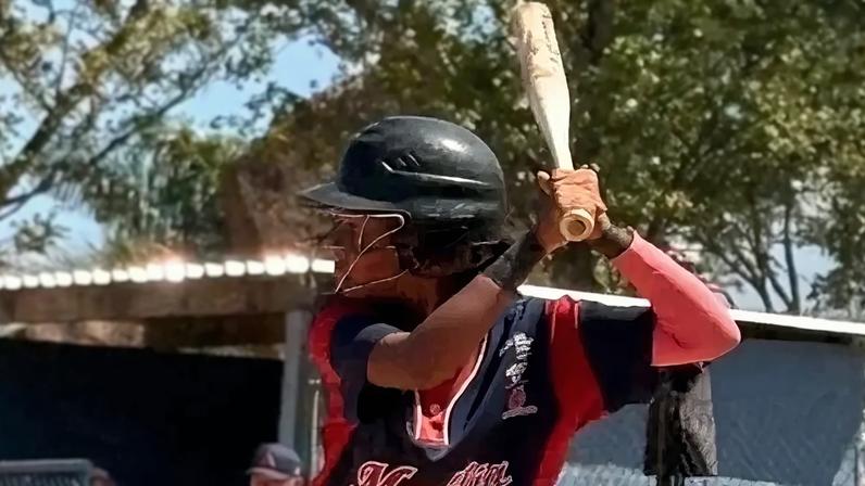 Allana foi convocada para a Seleção Brasileira Sub-13 de softbol (Foto: Reprodução)