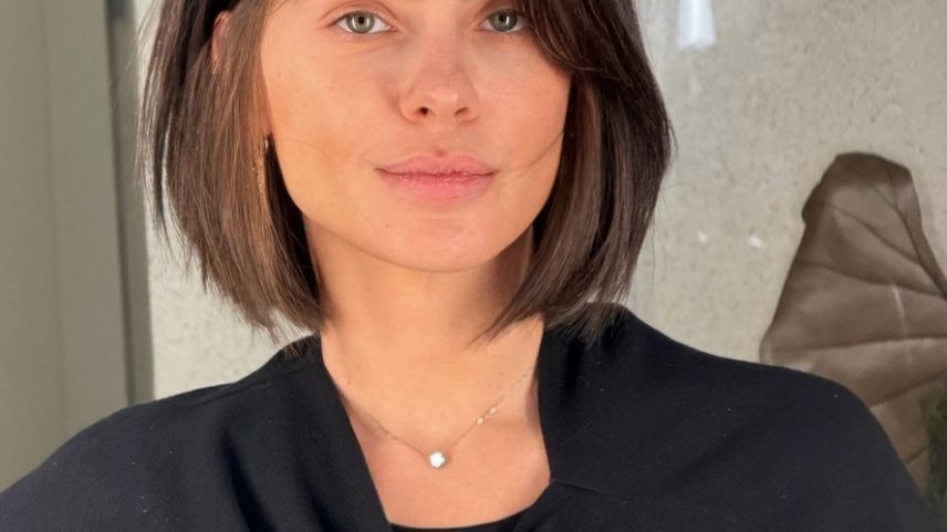 Após ficar morena, Carolina Dieckmmann corta os cabelos para viver Dinah em remake de 'A Viagem' — Foto: Reprodução/Instagram