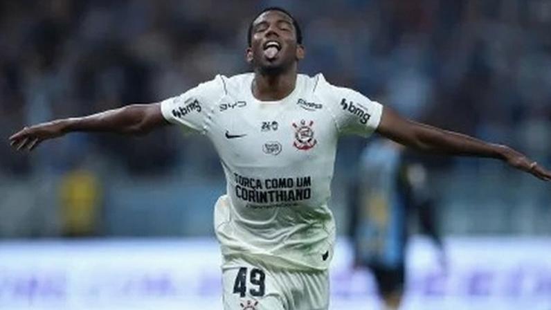 André comemora gol do Corinthians contra o Grêmio
