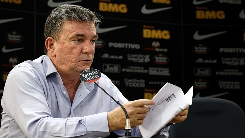 Defesa de Andrés Sánchez se pronuncia após expulsão de dirigente do Corinthians