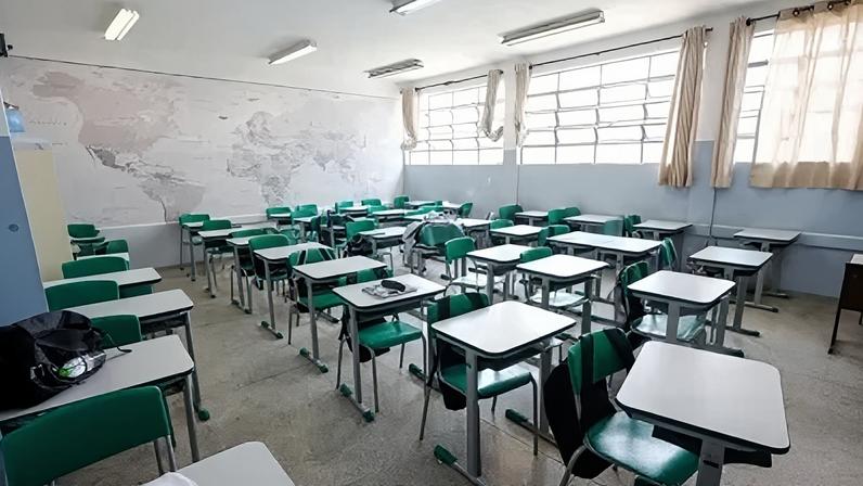 SP abre vagas temporárias para professores do ensino fundamental e médio