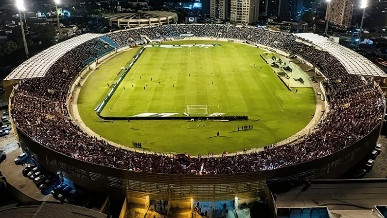 Estádio Estadual Lourival Baptista, conhecido como Arena Batistão