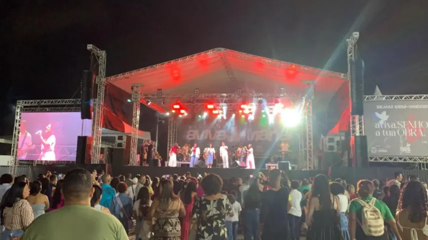 Aviva Viana reúne público na 16ª edição do evento gospel