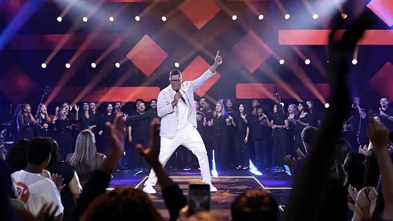 Cantor Anderson Freire se apresenta em culto na ICB Vitória, Espírito Santo.