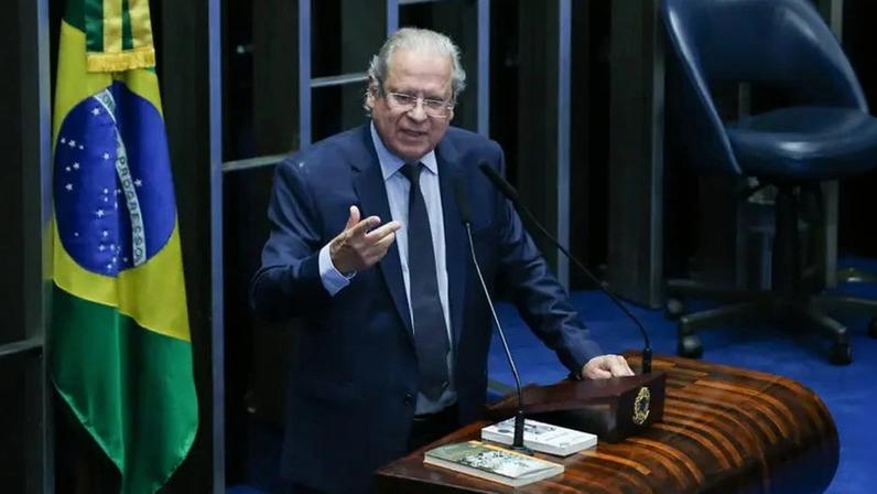 José Dirceu inicia tratamento para linfoma em hospital de São Paulo