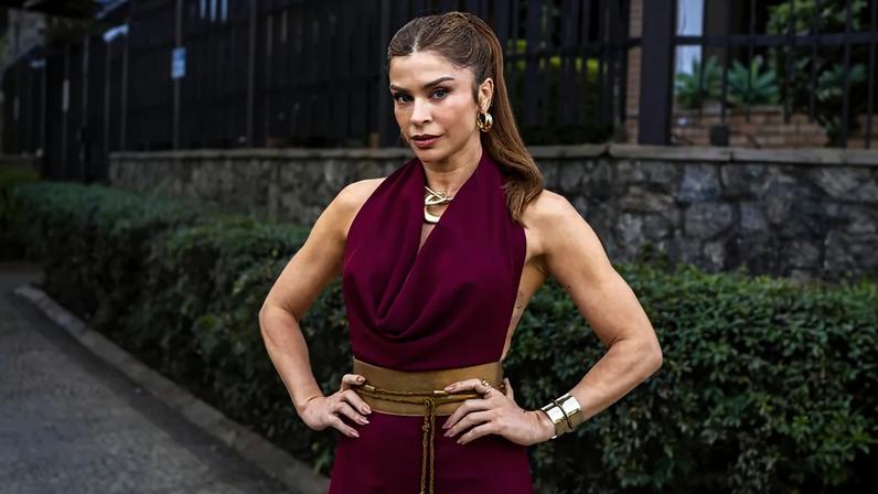 Grazi Massafera caracterizada como Arminda, vilã da novela 'Três Graças' — Foto: Estevam Avellar/TV Globo