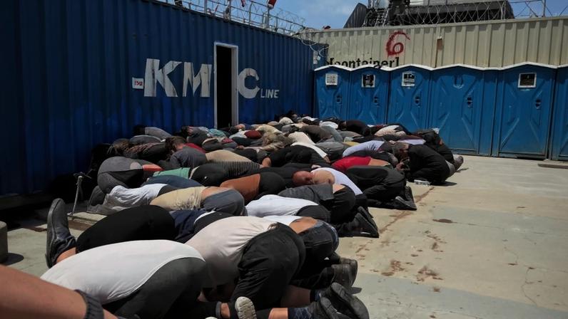 Israel deporta presos da flotilha; brasileiras detidas sem informação