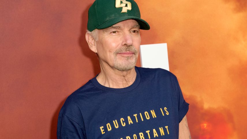 Billy Bob Thornton diz que status de astro não justifica impor crenças políticas