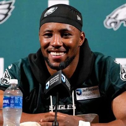 Saquon Barkley busca recuperação com novo esquema e contatou Gurley