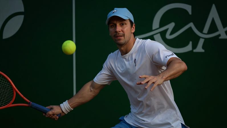 Boscardin estreia no quali de RG com vitória sobre ex-top 20