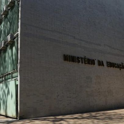 MEC inicia atendimento a prefeitos em Brasília