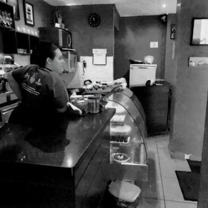 Produtora de filme sobre Bolsonaro não pagou locação de R$ 5 mil em café