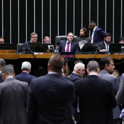 Câmara aprova projeto sobre minerais críticos na véspera de Lula-Trump