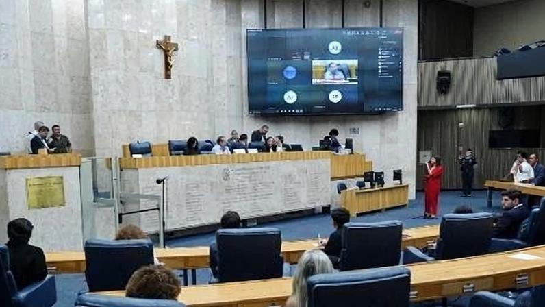 Justiça concede 5 dias Câmara de SP para explicar fim antecipado da CPI da HIS