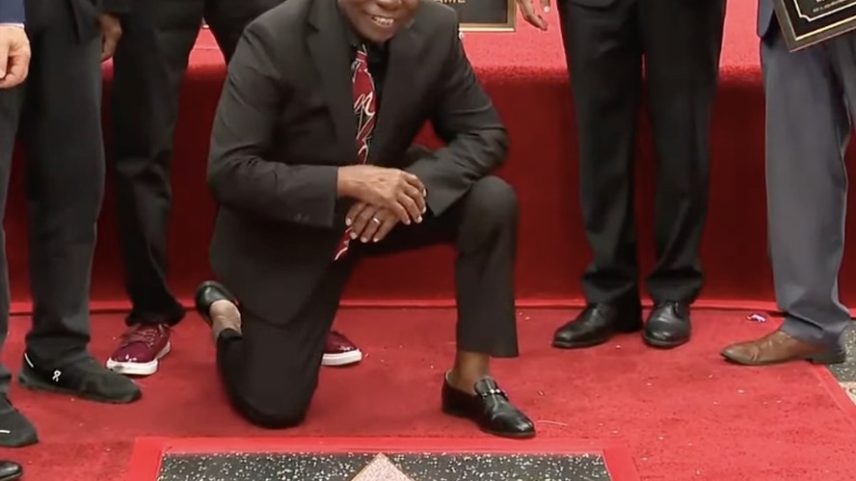 Paulinho da Costa ganha estrela na Calçada da Fama — Foto: Reprodução/Youtube