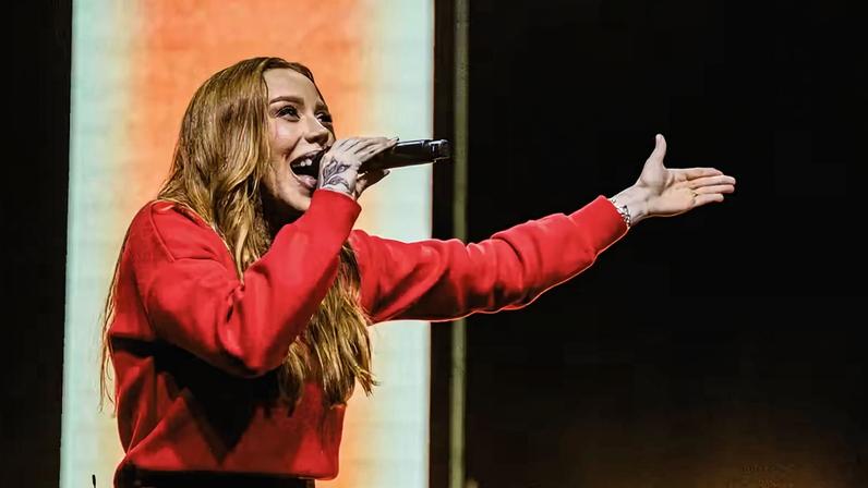 Julliany Souza lança a primeira faixa do álbum Jesus