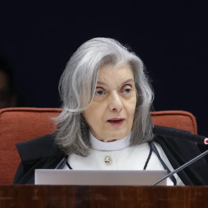 Cármen Lúcia deixa o TSE e Toffoli assume vaga