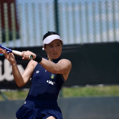 Gabriela Cé avança às quartas na Croácia após desistência de adversária