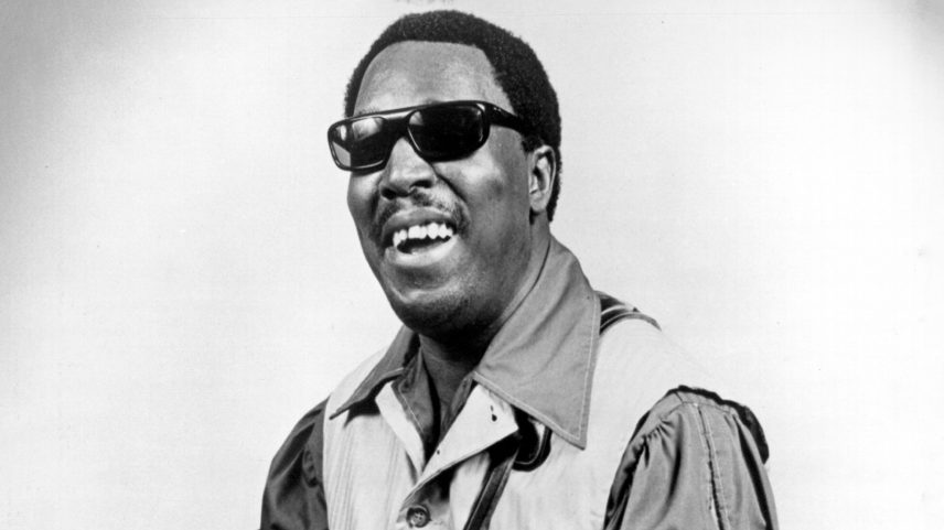 Clarence Carter, cantor e produtor de hits como Patches e Strokin, morre aos 90