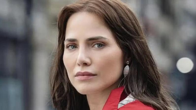 Letícia Colin interpreta Adriana, protagonista de 'Quem Ama Cuida' — Foto: Manoella Mello/TV Globo