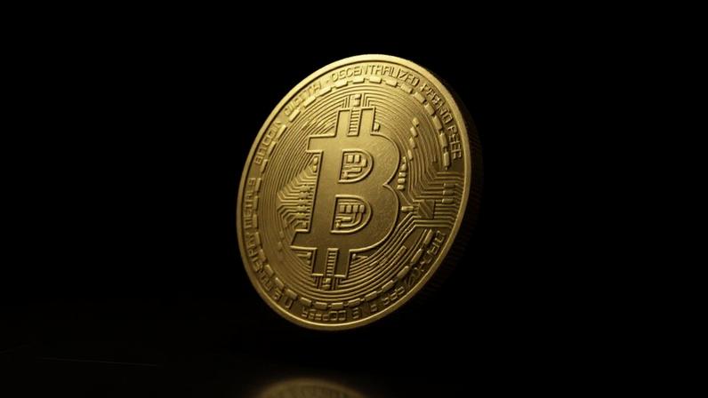 Estrela da NBA pausa plano de acumular Bitcoin; tesouraria corporativa em risco?