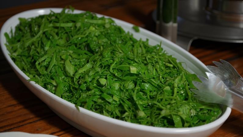 Couve refogada (Imagem: NANCY AYUMI KUNIHIRO | Shutterstock)