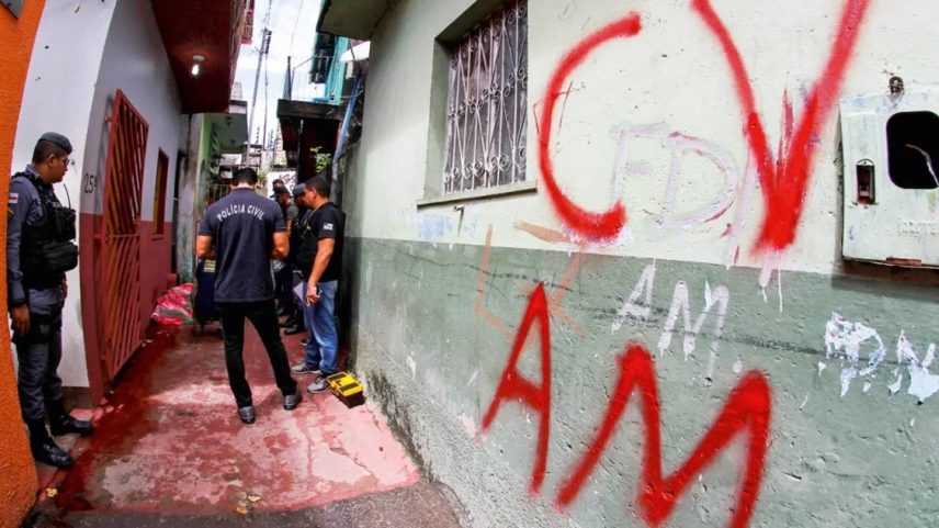 41% dos brasileiros afirmam conviver com o crime organizado no próprio bairro