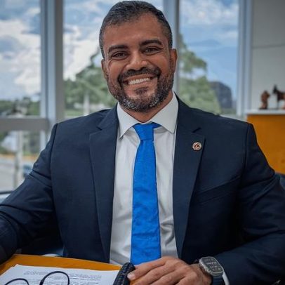 Ministério demite secretário por denúncia de agressão a namorada em resort