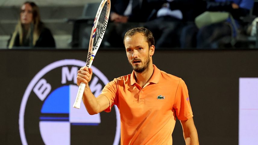 Medvedev vence Tirante e encara Landaluce nas quartas