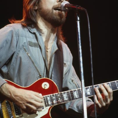 Dennis Locorriere, vocalista do Dr. Hook, morre aos 76 após doença renal